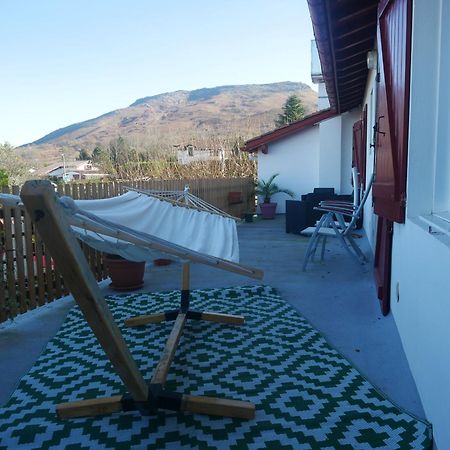 Auberge Trabenia Ascain Exterior photo