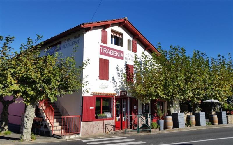Auberge Trabenia Ascain Exterior photo