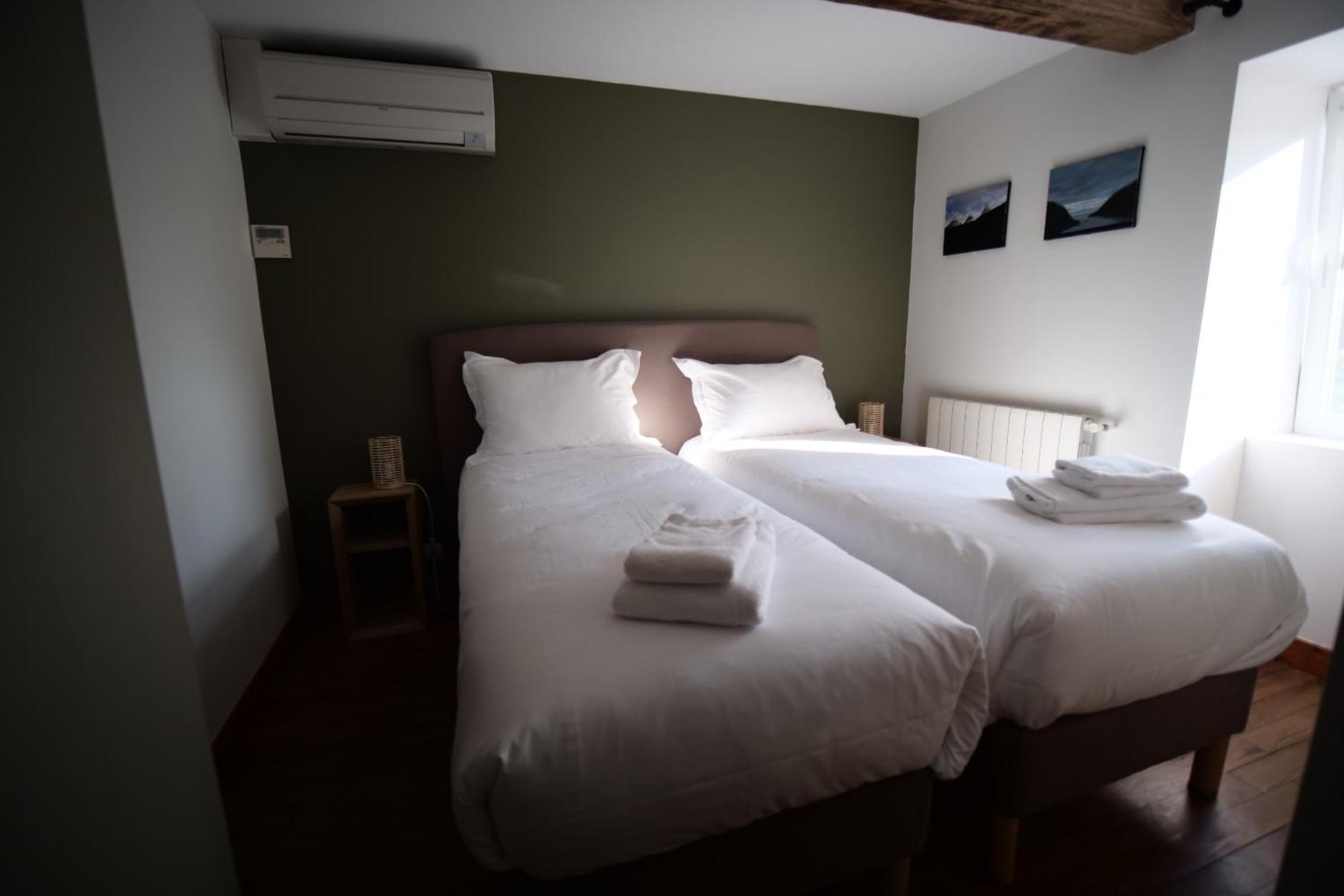Auberge Trabenia Ascain Room photo